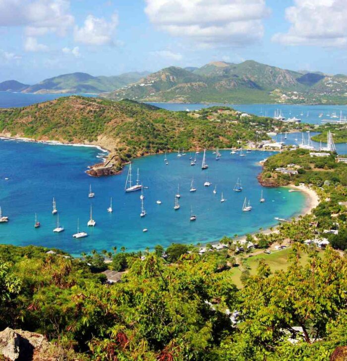 Sint Maarten - high angle view of bay